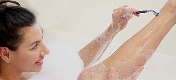 Бритье волос у женщин